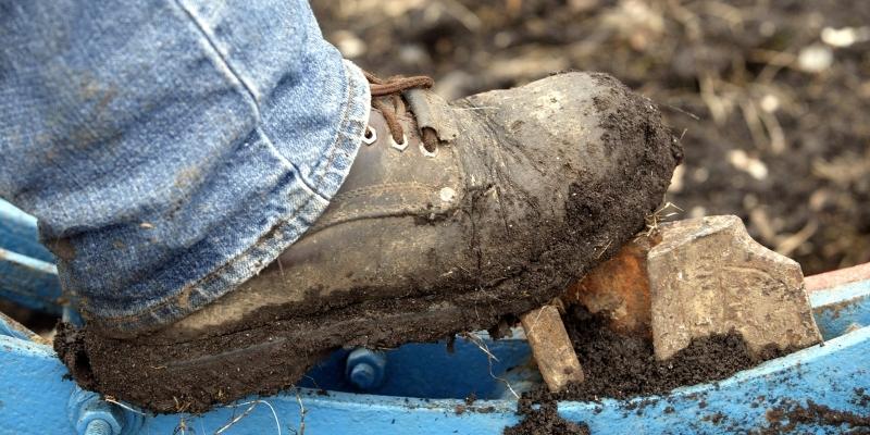 Remove Dirt or Debris From Boots